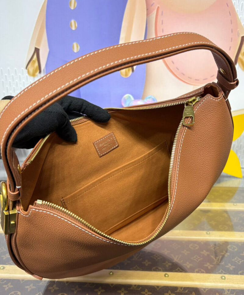Louis Vuitton Low Key Cookie MM M14417 M14642